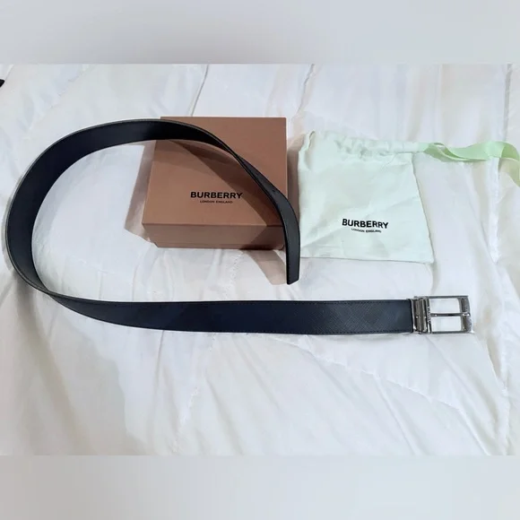 Burberry Reversible Leather Men's Belt - Picture 3 of 6